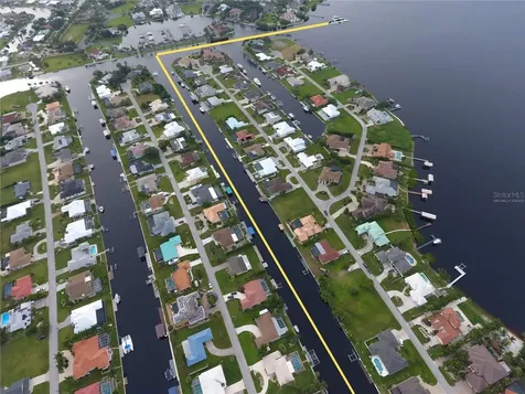 107 Sinclair Street SE Port Charlotte FL 33952
