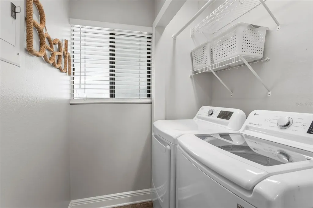 817 B Bahia Del Sol Drive Ruskin FL 33570