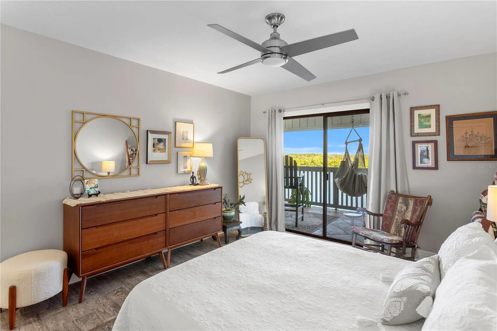 817 B Bahia Del Sol Drive Ruskin FL 33570