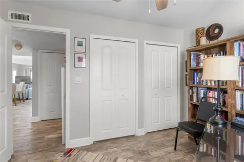 817 B Bahia Del Sol Drive Ruskin FL 33570