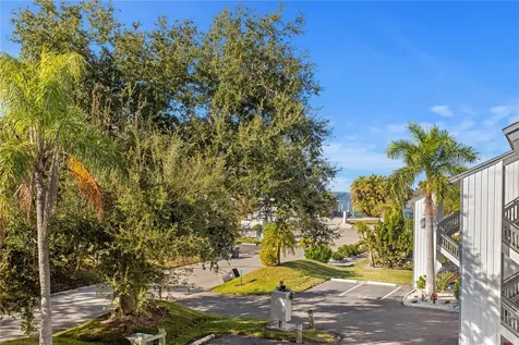 817 B Bahia Del Sol Drive Ruskin FL 33570