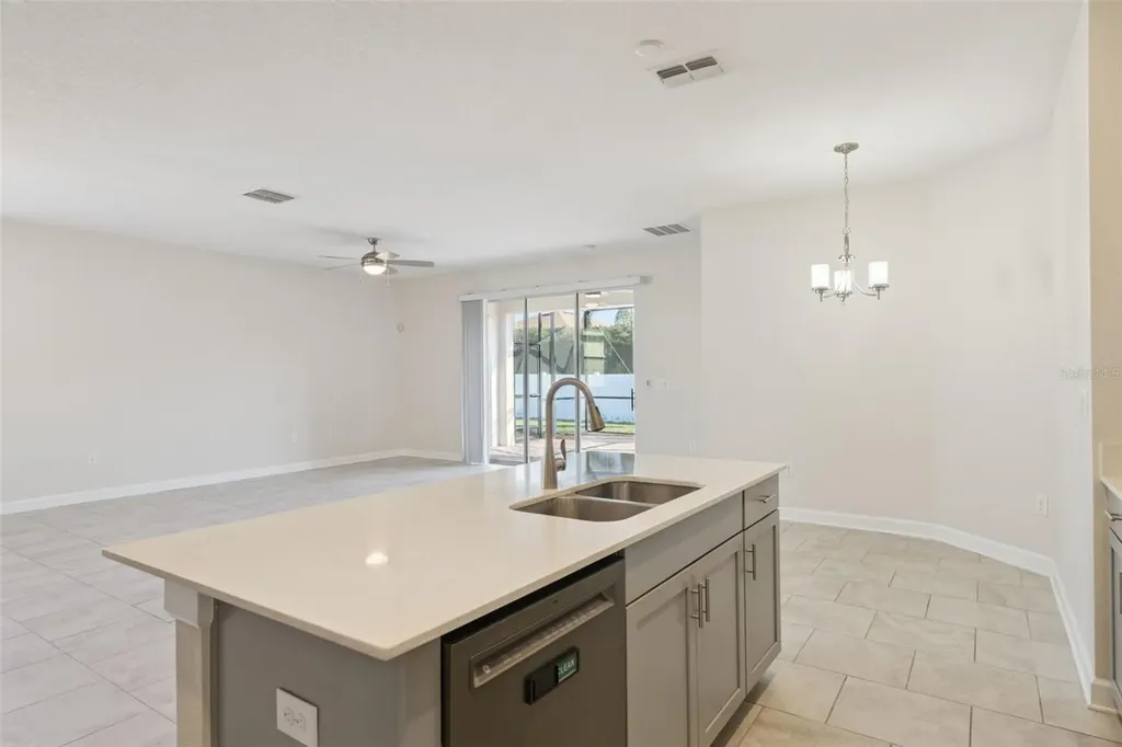 2733 Attwater Loop Winter Haven FL 33884