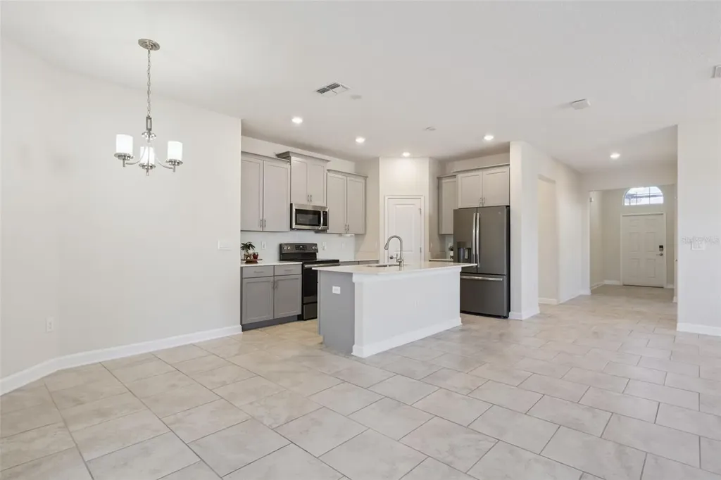 2733 Attwater Loop Winter Haven FL 33884