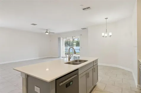 2733 Attwater Loop Winter Haven FL 33884