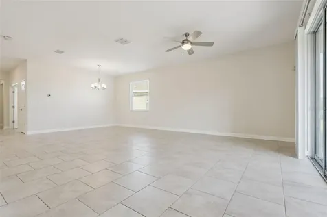 2733 Attwater Loop Winter Haven FL 33884