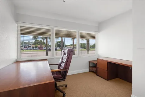 2672 66th Street N St Petersburg FL 33710