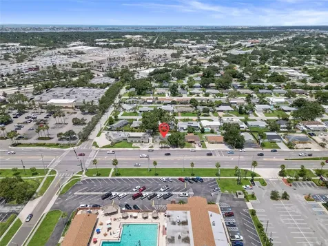 2672 66th Street N St Petersburg FL 33710