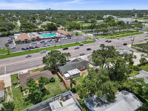 2672 66th Street N St Petersburg FL 33710