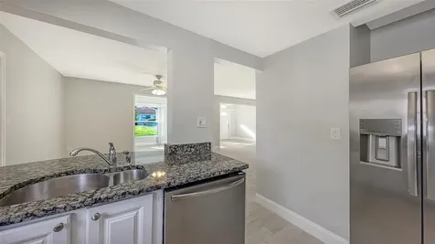 157 Vista Hermosa Circle Sarasota FL 34242