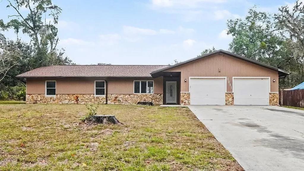 1081 SE 170th Avenue Silver Springs FL 34488