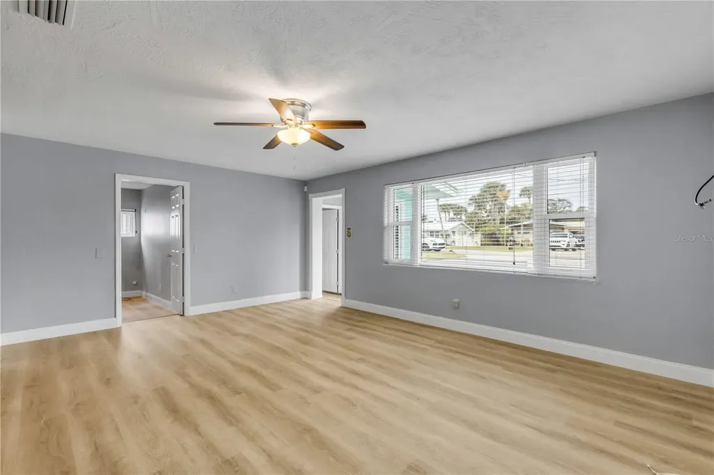 921 E 2nd Avenue New Smyrna Beach FL 32169