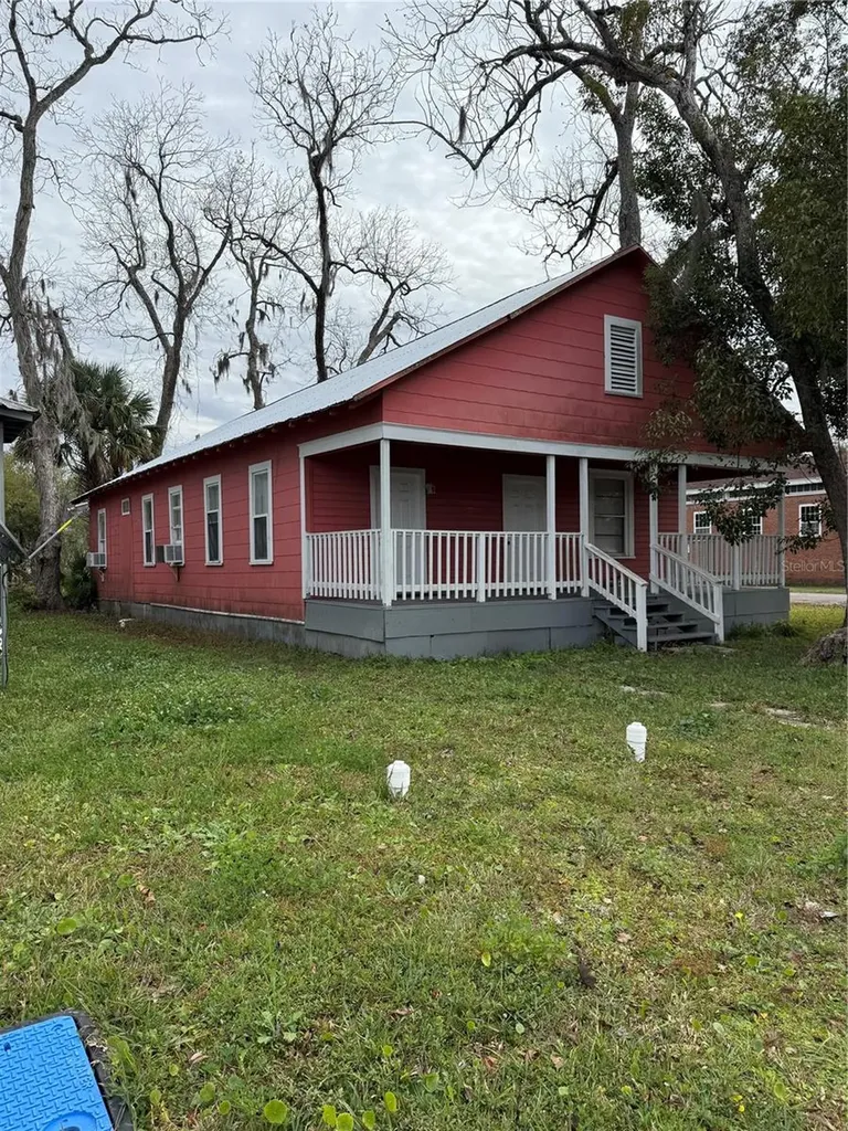 226 S Thompson Street Starke FL 32091