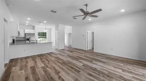 548 Owens Lane Umatilla FL 32784