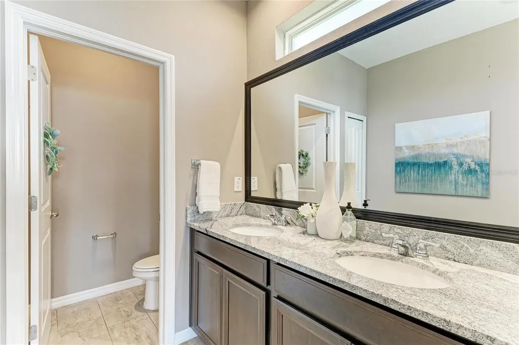 5635 Los Robles Court Palmetto FL 34221
