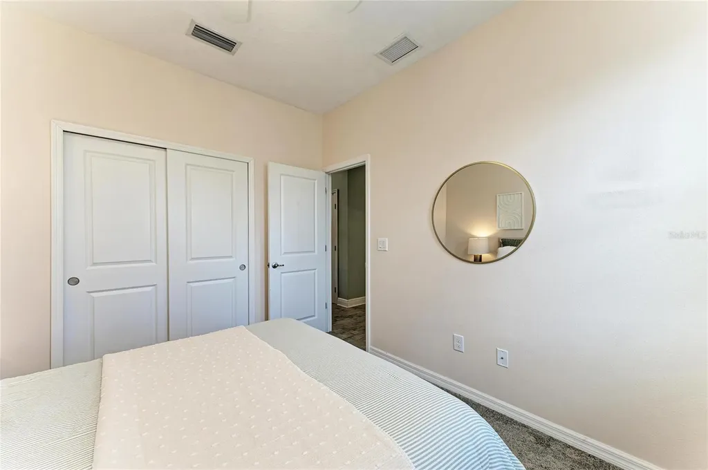 5635 Los Robles Court Palmetto FL 34221