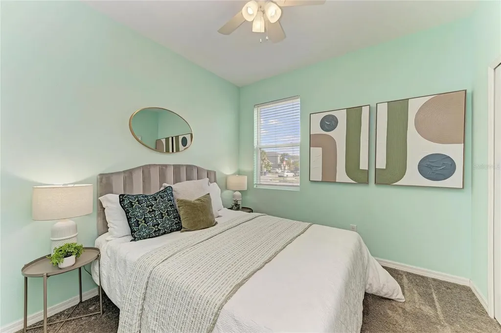 5635 Los Robles Court Palmetto FL 34221