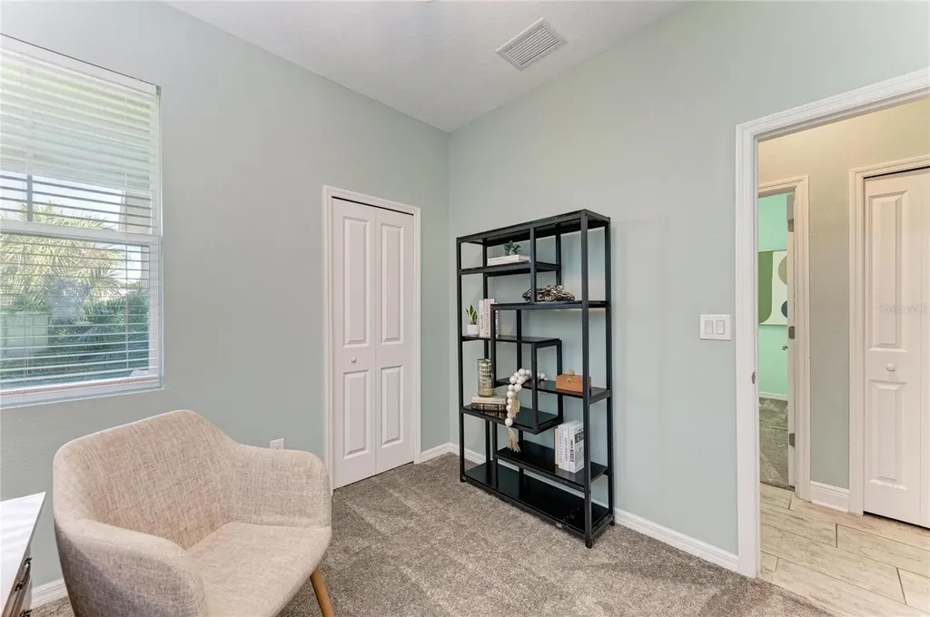 5635 Los Robles Court Palmetto FL 34221
