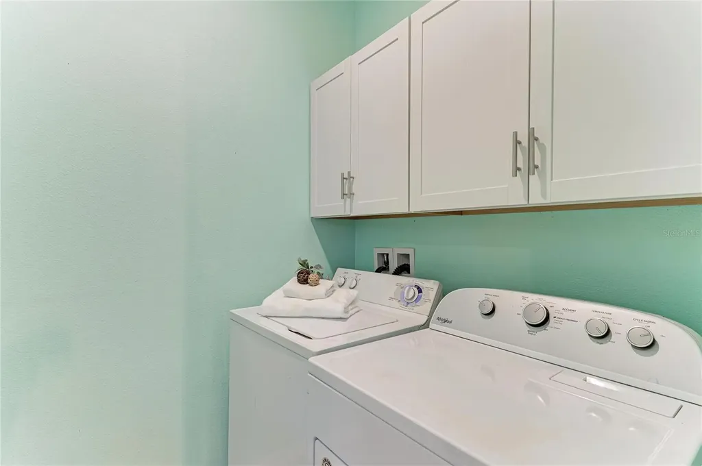 5635 Los Robles Court Palmetto FL 34221