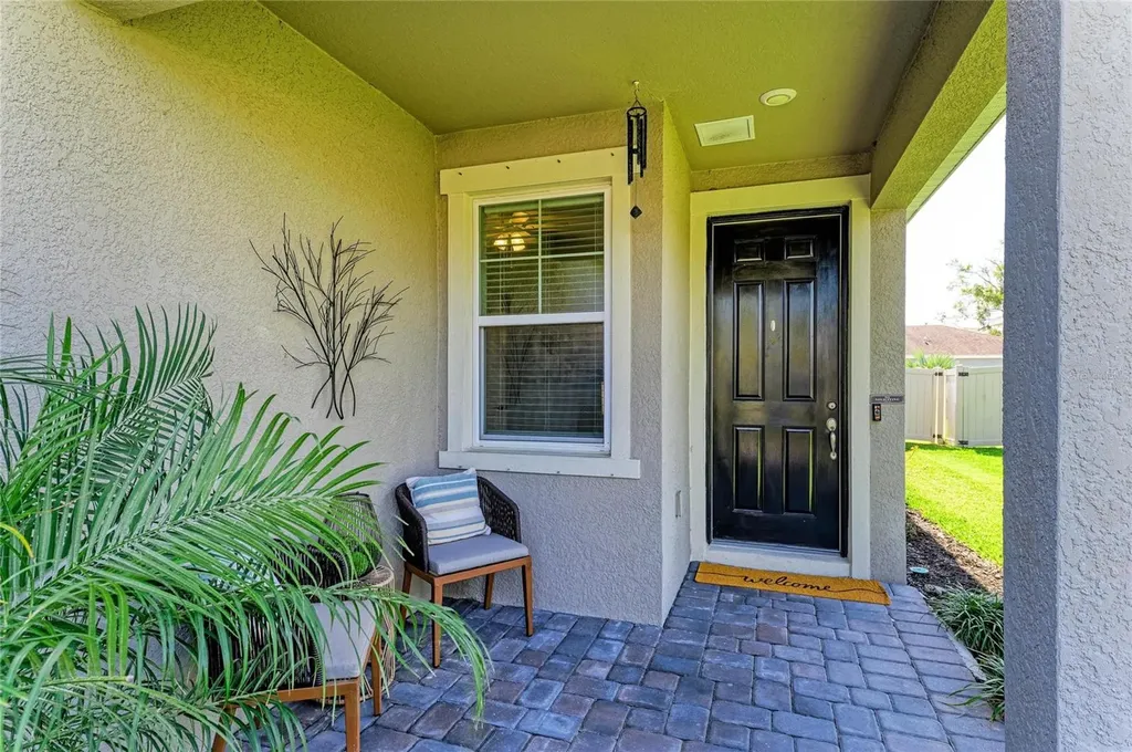 5635 Los Robles Court Palmetto FL 34221