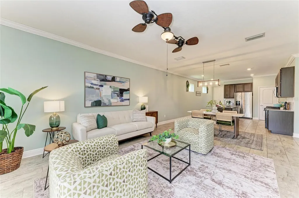 5635 Los Robles Court Palmetto FL 34221