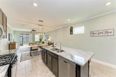 5635 Los Robles Court Palmetto FL 34221