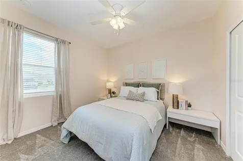 5635 Los Robles Court Palmetto FL 34221