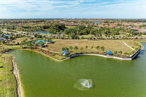5635 Los Robles Court Palmetto FL 34221