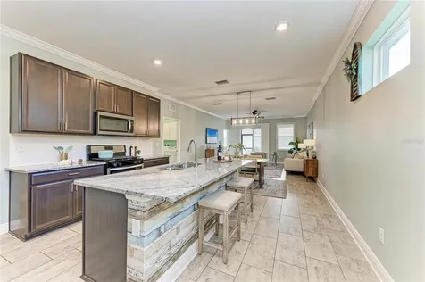 5635 Los Robles Court Palmetto FL 34221