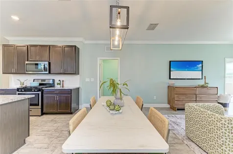 5635 Los Robles Court Palmetto FL 34221