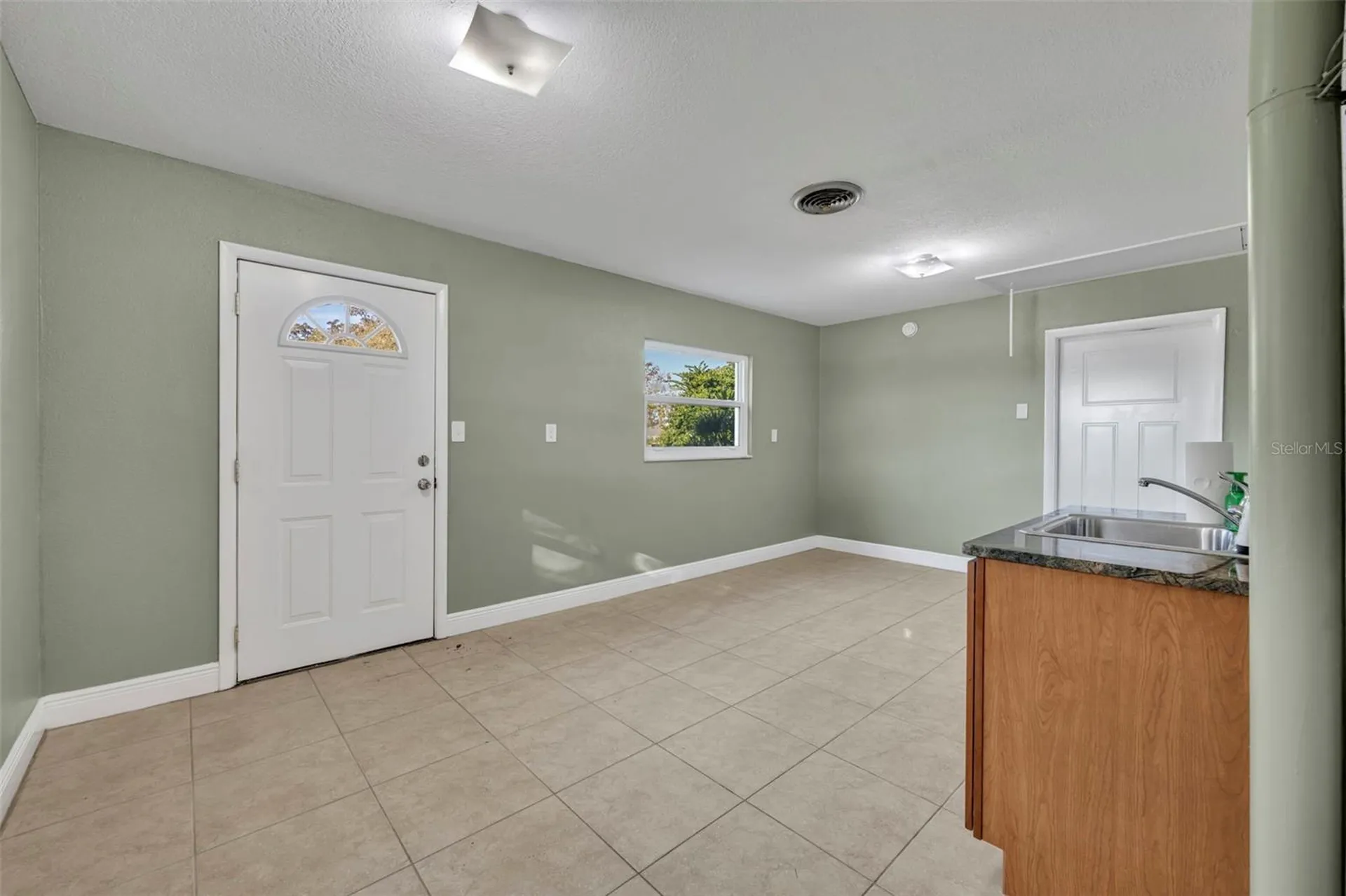 119 Lake Drive Oviedo FL 32765