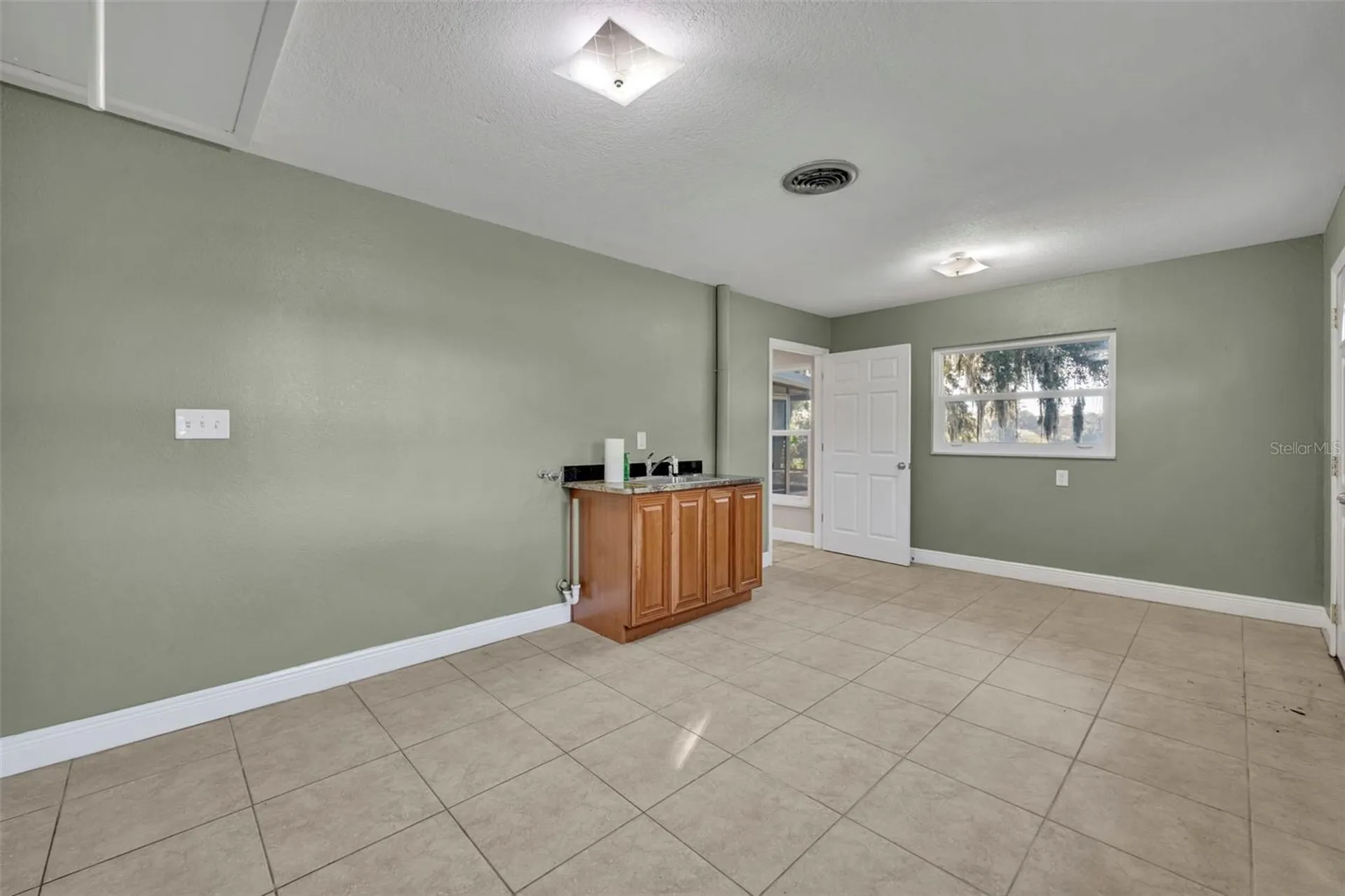 119 Lake Drive Oviedo FL 32765