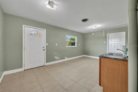 119 Lake Drive Oviedo FL 32765