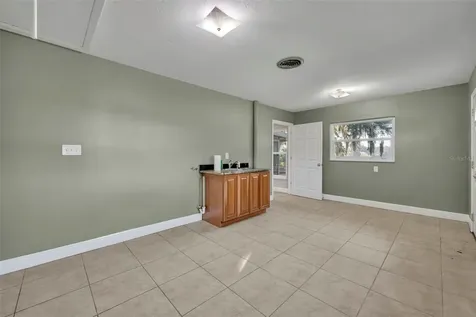 119 Lake Drive Oviedo FL 32765