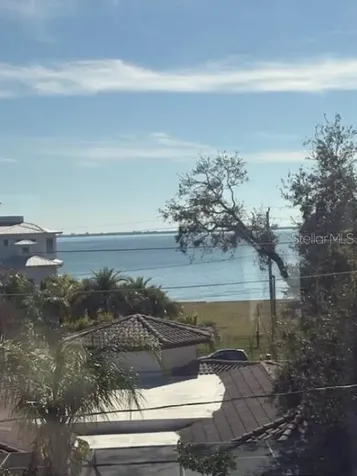 577 W Davis Boulevard Tampa FL 33606