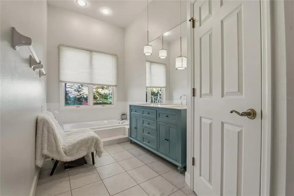 8717 54th Avenue E Bradenton FL 34211