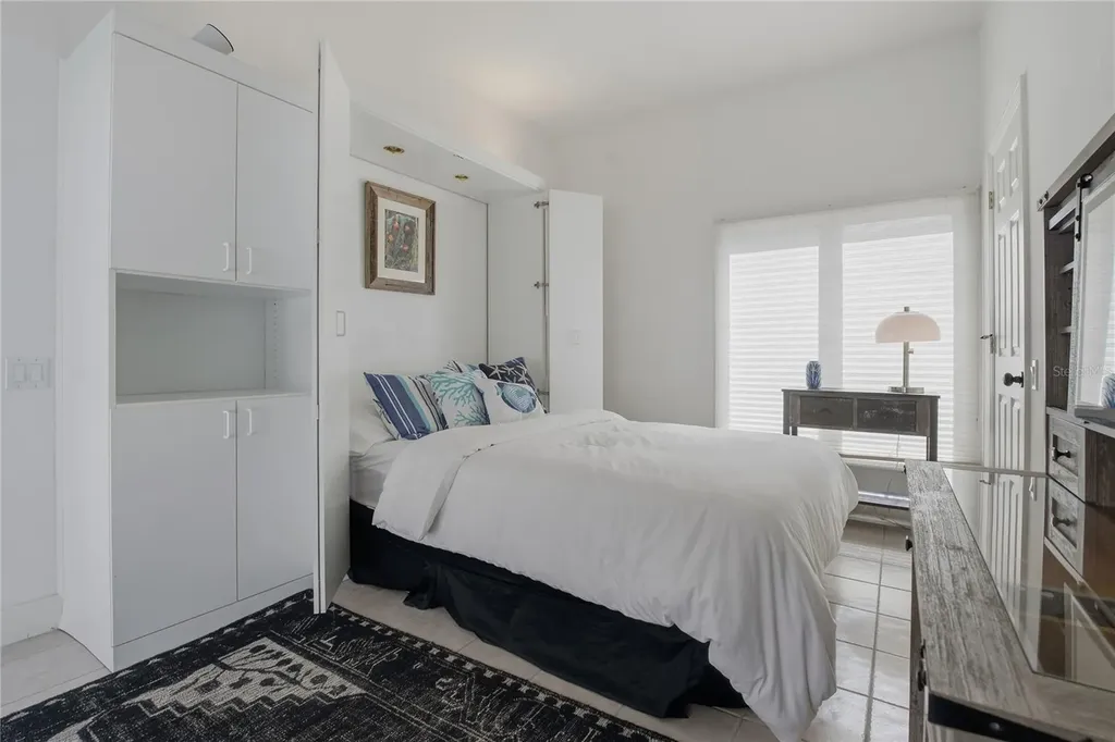 8717 54th Avenue E Bradenton FL 34211