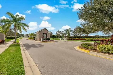 8717 54th Avenue E Bradenton FL 34211
