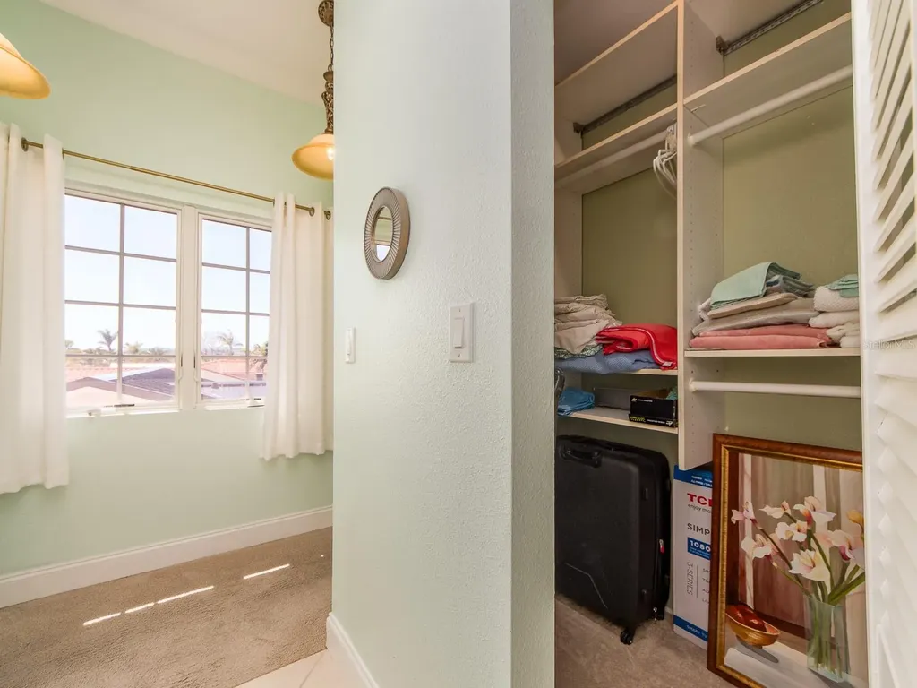 1140 81st Street S St Petersburg FL 33707