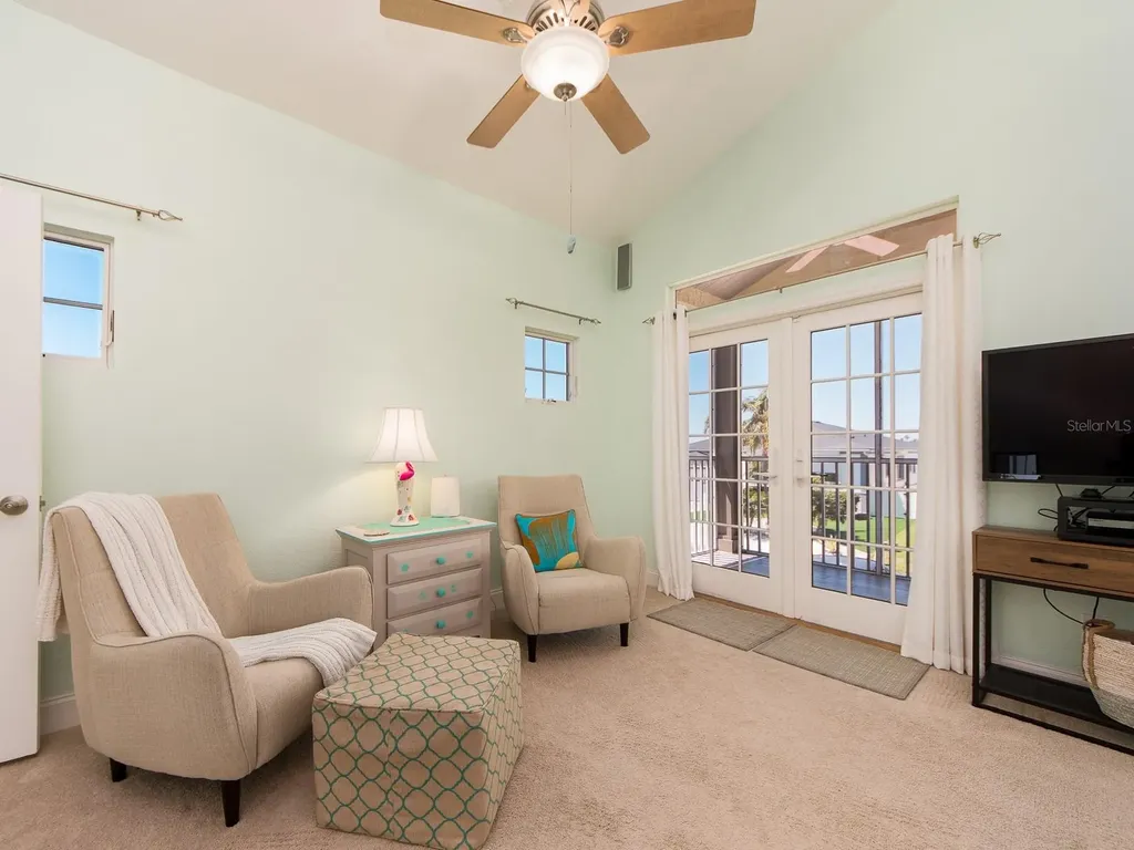 1140 81st Street S St Petersburg FL 33707