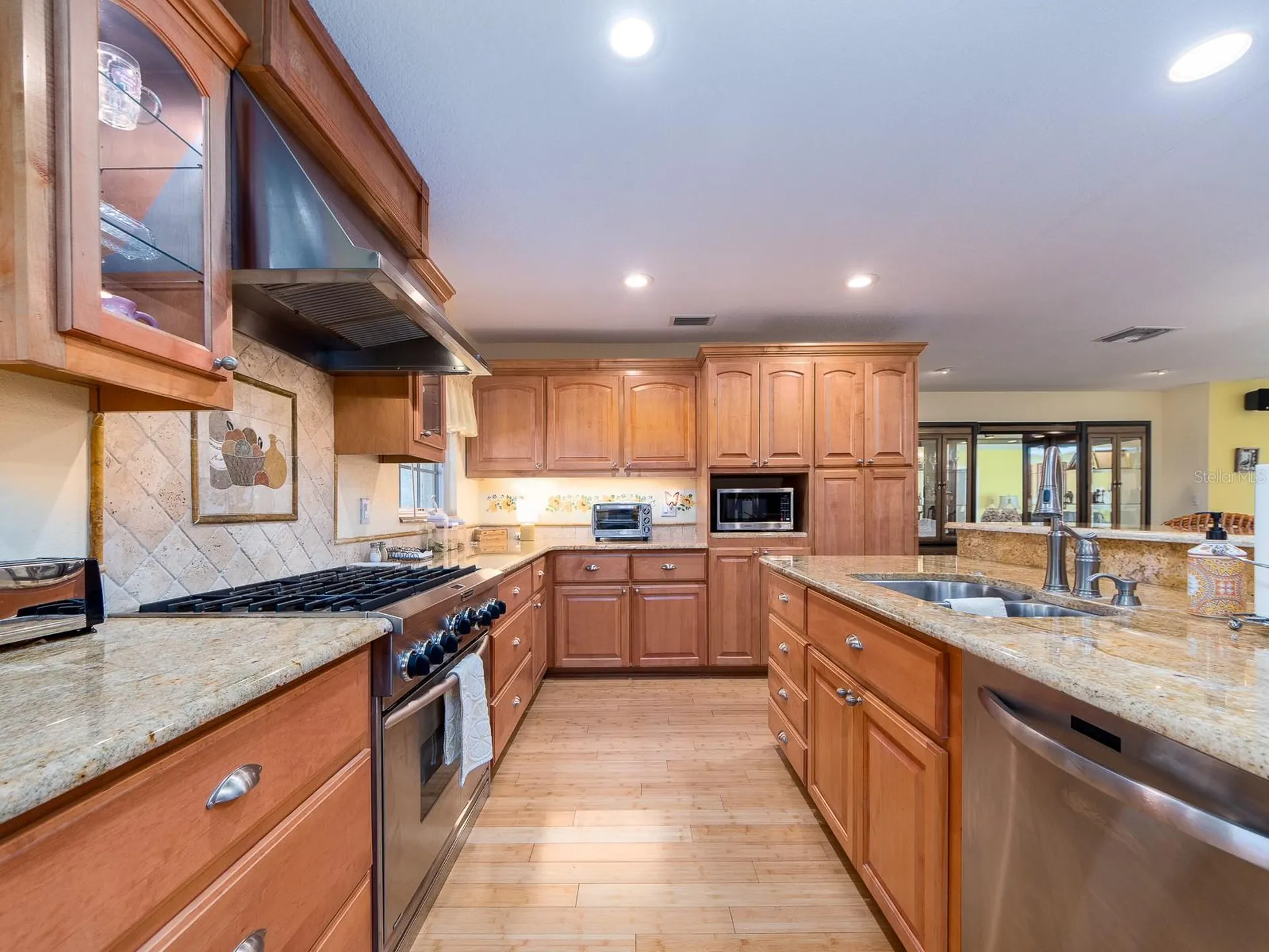 1140 81st Street S St Petersburg FL 33707