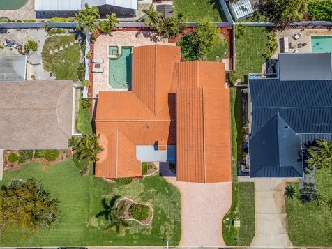 1140 81st Street S St Petersburg FL 33707