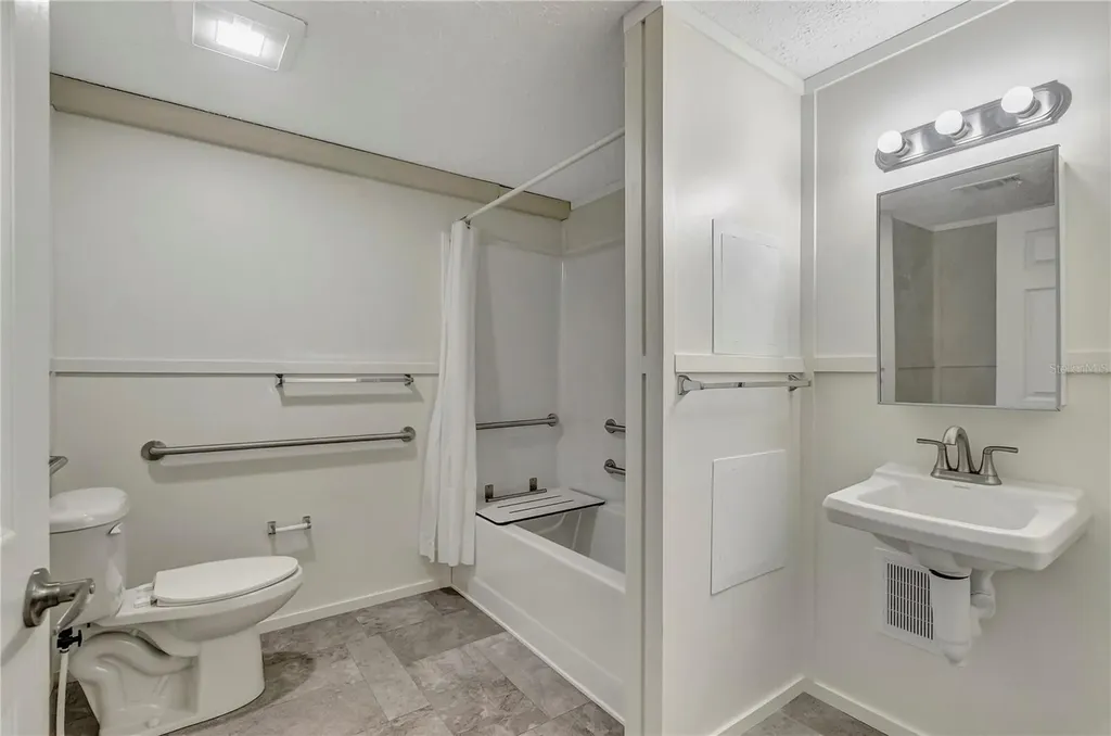 6560 W Avocado Street Crystal River FL 34429
