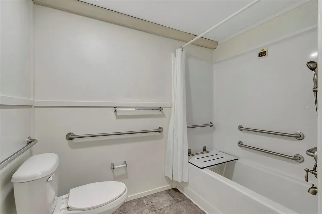 6560 W Avocado Street Crystal River FL 34429