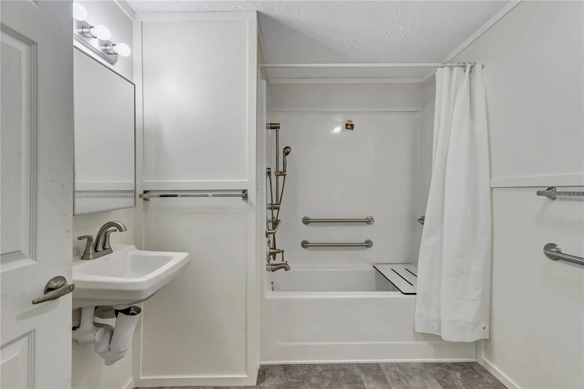 6560 W Avocado Street Crystal River FL 34429