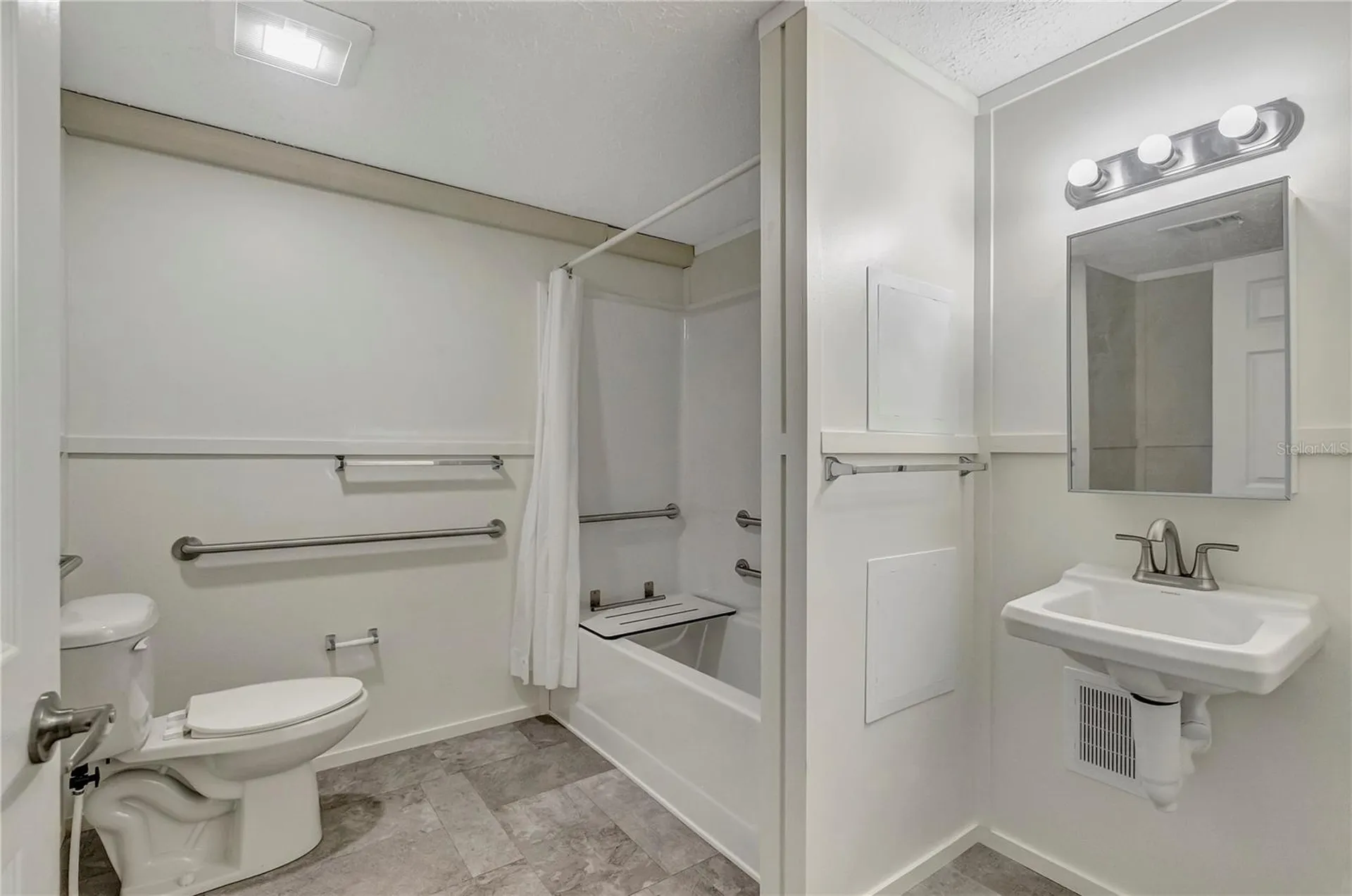 6560 W Avocado Street Crystal River FL 34429