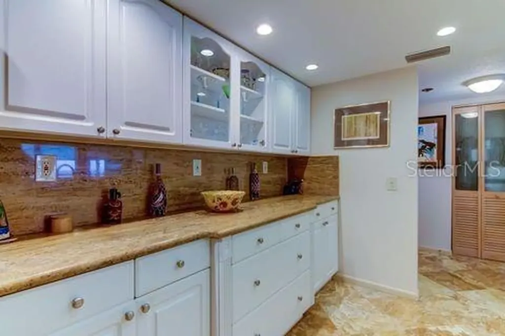 6265 Sun Boulevard St Petersburg FL 33715