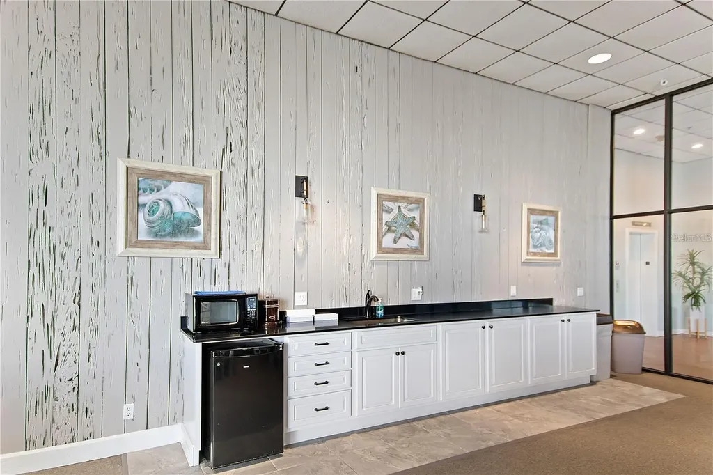 6265 Sun Boulevard St Petersburg FL 33715