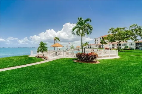 6265 Sun Boulevard St Petersburg FL 33715