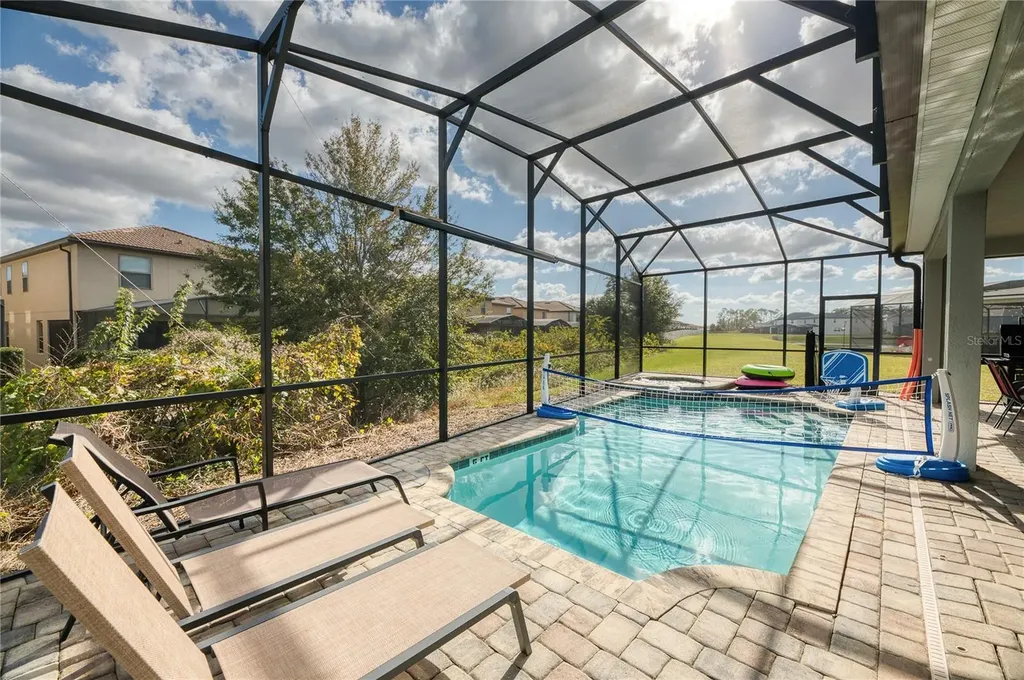 8900 Caroline Bay Court Kissimmee FL 34747