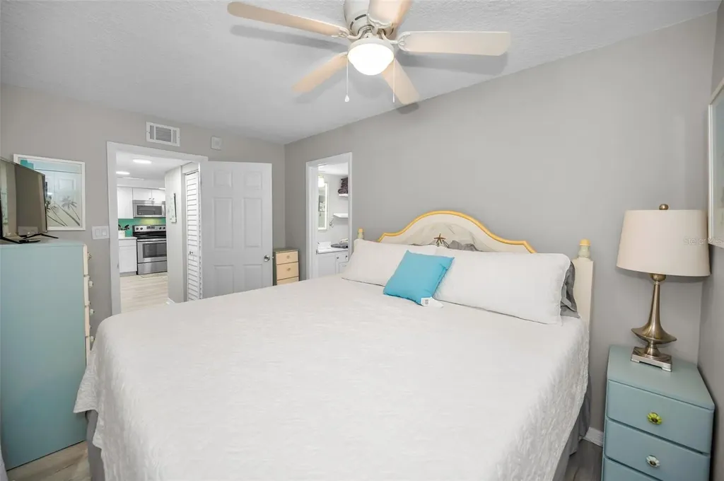 203 Tarpon Point Tarpon Springs FL 34689